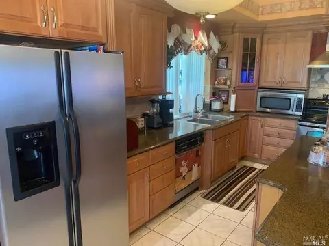 218 Windsor Way, Vallejo, CA 94591 photo 9