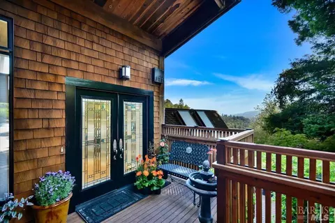 18 Manzanita Pl, Mill Valley, CA 94941