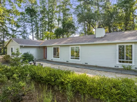 125 Rancheria Rd, Kentfield, CA 94904