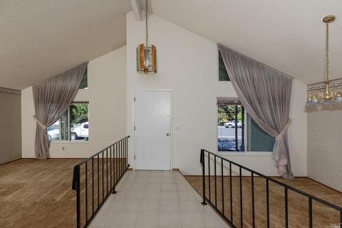 804 Ely Blvd S, Petaluma, CA 94954 photo 2