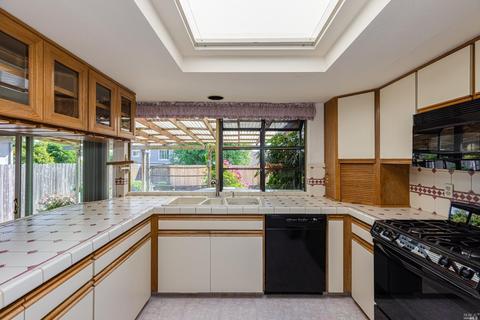 804 Ely Blvd S, Petaluma, CA 94954 photo 7