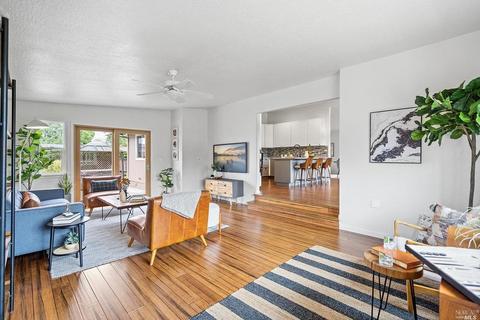 2154 Stern Dr, Napa, CA 94559