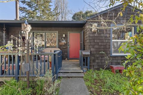 655 High St, Sebastopol, CA 95472