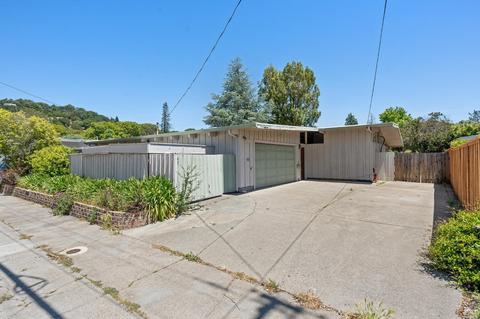 1016 Las Gallinas Ave, San Rafael, CA 94903