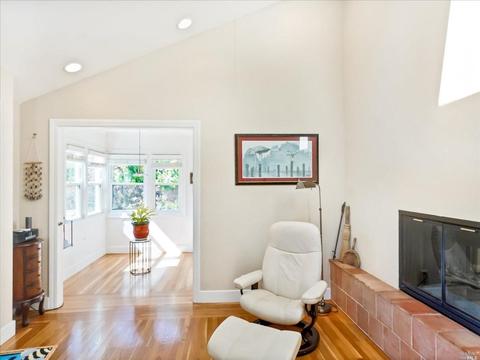 1596 Wright St, Santa Rosa, CA 95404 photo 11