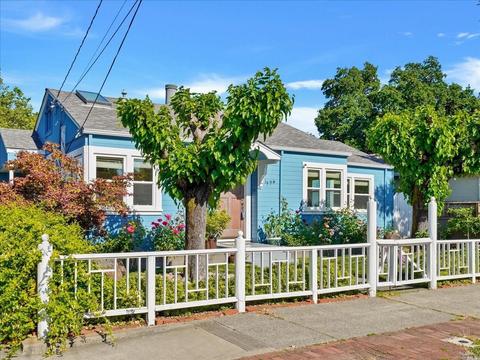 1596 Wright St, Santa Rosa, CA 95404 photo 2