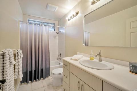 311 Northampton Dr, Windsor, CA 95492 photo 44