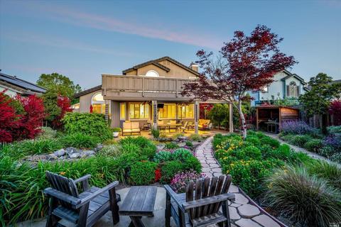 311 Northampton Dr, Windsor, CA 95492