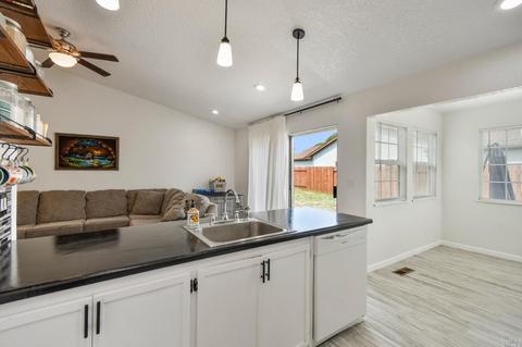 720 Sequoia Dr, Fairfield, CA 94533 photo 15