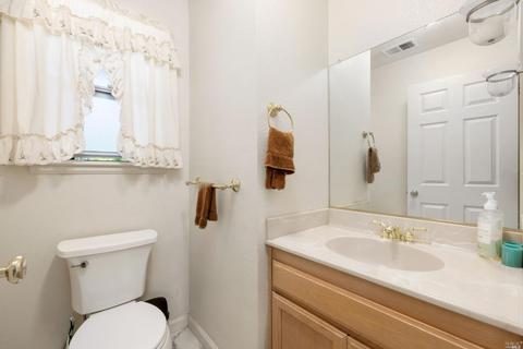 180 W Sierra Ave, Cotati, CA 94931 photo 23
