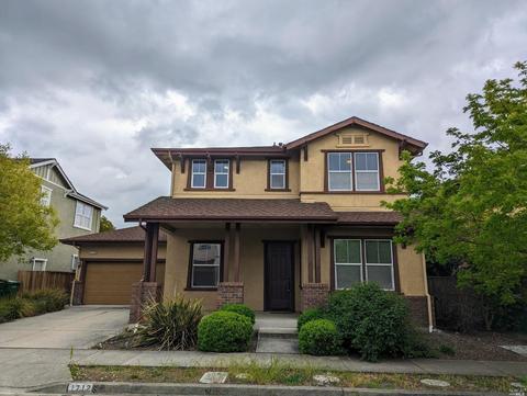 1712 Southview Dr, Petaluma, CA 94954