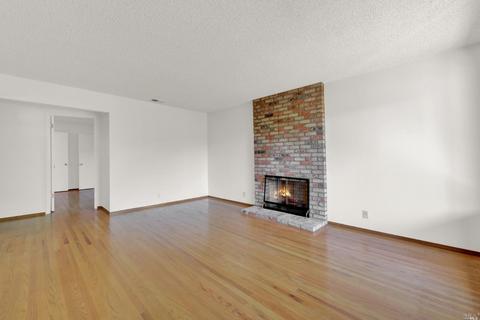265 Holly Dr, Fairfield, CA 94533 photo 5
