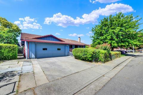 265 Holly Dr, Fairfield, CA 94533 photo 2