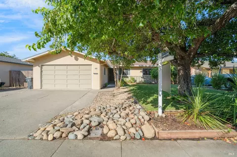 2025 Bluebird Way, Fairfield, CA 94533