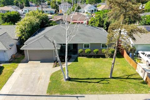631 W D St S, Dixon, CA 95620 photo 4