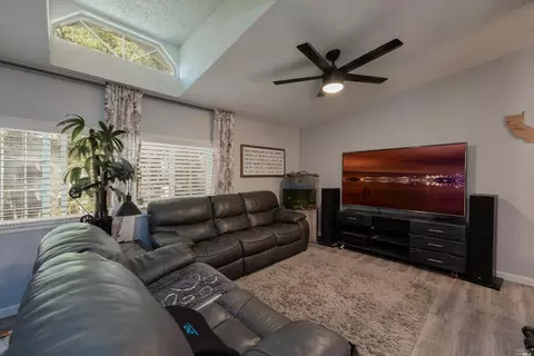 1789 Hawk Ln, Willits, CA 95490 photo 10