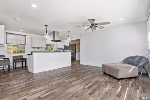 44 La Cruz Ave, Benicia, CA 94510