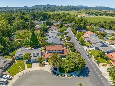 2659 Basswood Ct, Napa, CA 94558