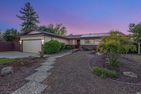 1653 Jennings Ave, Santa Rosa, CA 95401