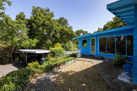 603 Plum Dr, Santa Rosa, CA 95404