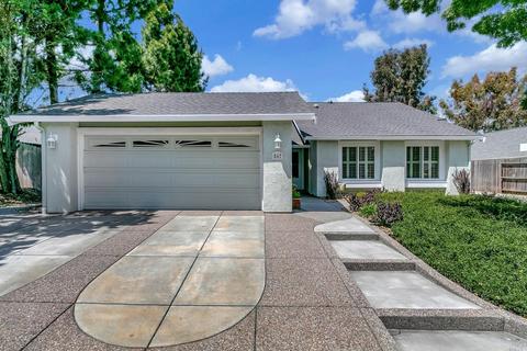567 Cambridge Dr, Benicia, CA 94510