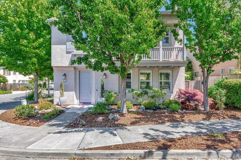 2172 Wolfberry Way, Santa Rosa, CA 95404