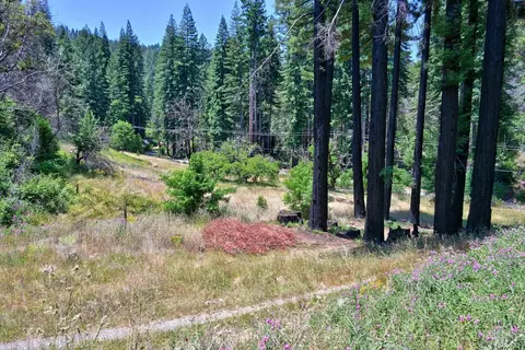 8324 Mill Creek Rd, Healdsburg, CA 95448