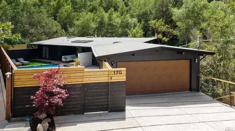 170 Piedmont Ct, Larkspur, CA 94939