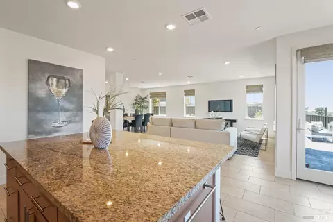 1466 Montclair St, Vallejo, CA 94592 photo 31