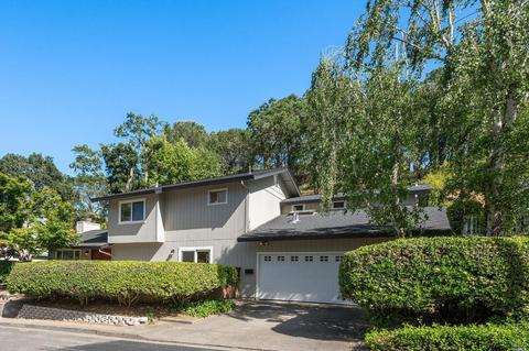 521 Malobar Dr, Novato, CA 94945