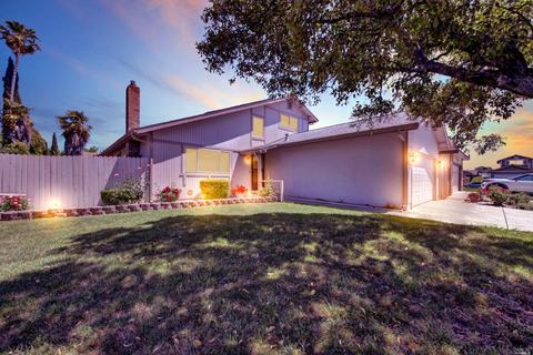 2330 Quail Ct, Fairfield, CA 94533