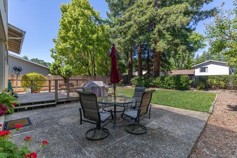1263 Larkin Dr, Sonoma, CA 95476 photo 16