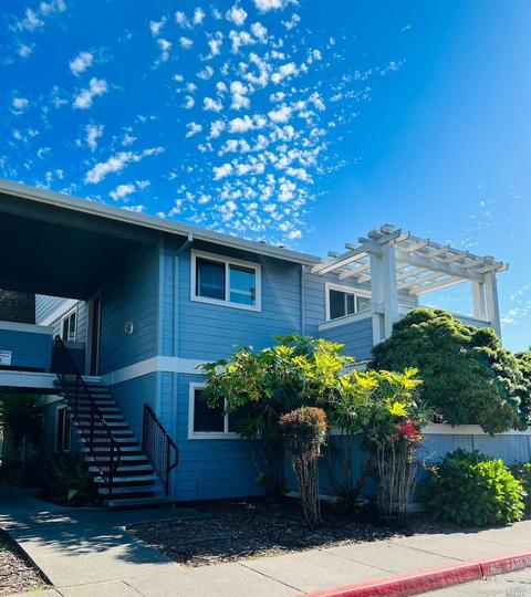 225 Burt St #29, Santa Rosa, CA 95407