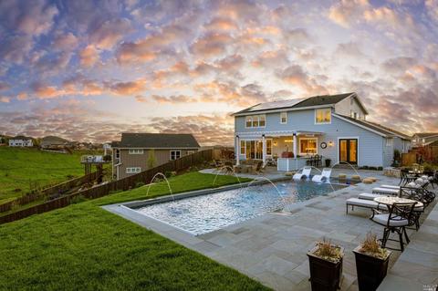 1598 Grayhawk Pl, Santa Rosa, CA 95409