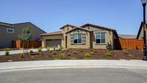 710 Jasmine Ct, Dixon, CA 95620