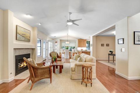 747 Amherst Cir, Sonoma, CA 95476
