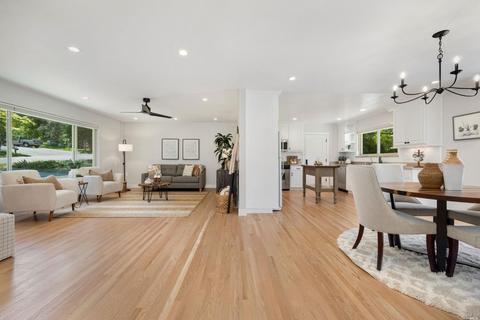 409 Princeton Dr, Sebastopol, CA 95472