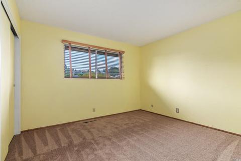 88 Emerald Cir, Vallejo, CA 94589 photo 22