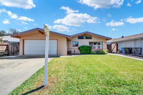 183 Deodara St, Vacaville, CA 95688 photo 3