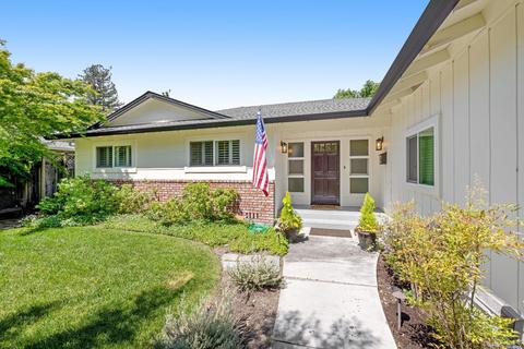 2141 Rivera Dr, Santa Rosa, CA 95409