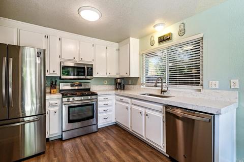 5056 Silverado Dr, Fairfield, CA 94534 photo 9