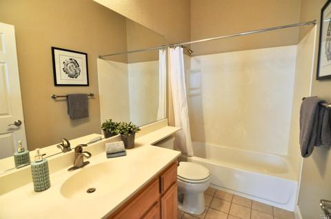 642 Chardonnay Pl, Windsor, CA 95492 photo 20