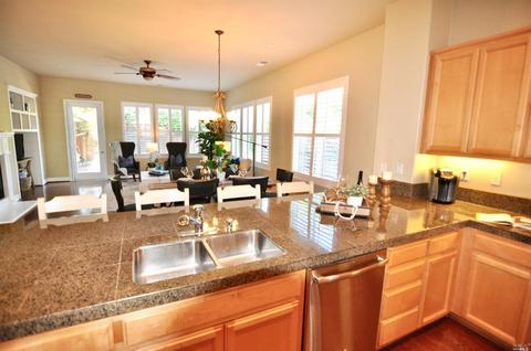642 Chardonnay Pl, Windsor, CA 95492 photo 7
