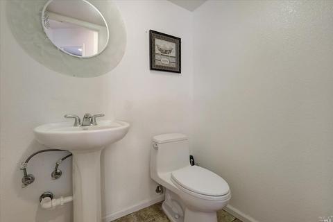 612 Wellfleet Dr, Vallejo, CA 94591 photo 24