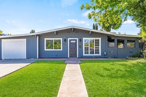 36 Susan Ct, Napa, CA 94558