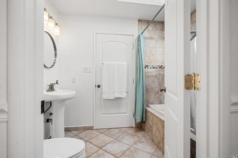 137 Harris Way, Vallejo, CA 94591 photo 29