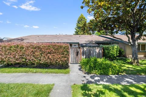 741 Lincoln Ave, Rohnert Park, CA 94928