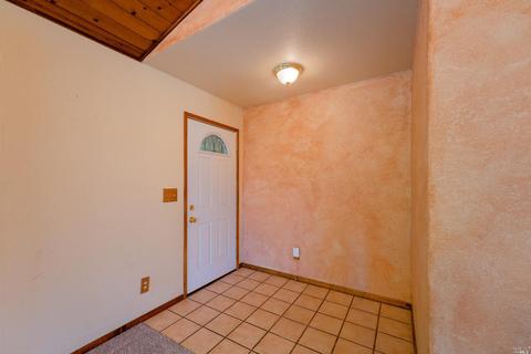 27951 Poppy Dr, Willits, CA 95490 photo 2