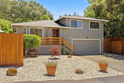248 Theodor Ln, Sonoma, CA 95476
