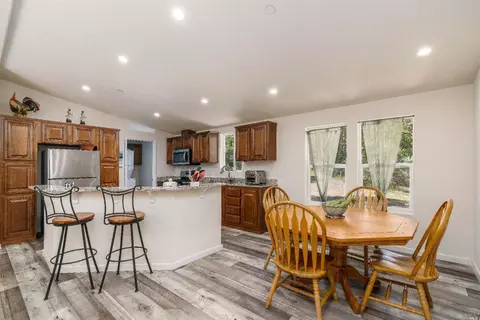 470 Grove St, Willits, CA 95490 photo 9